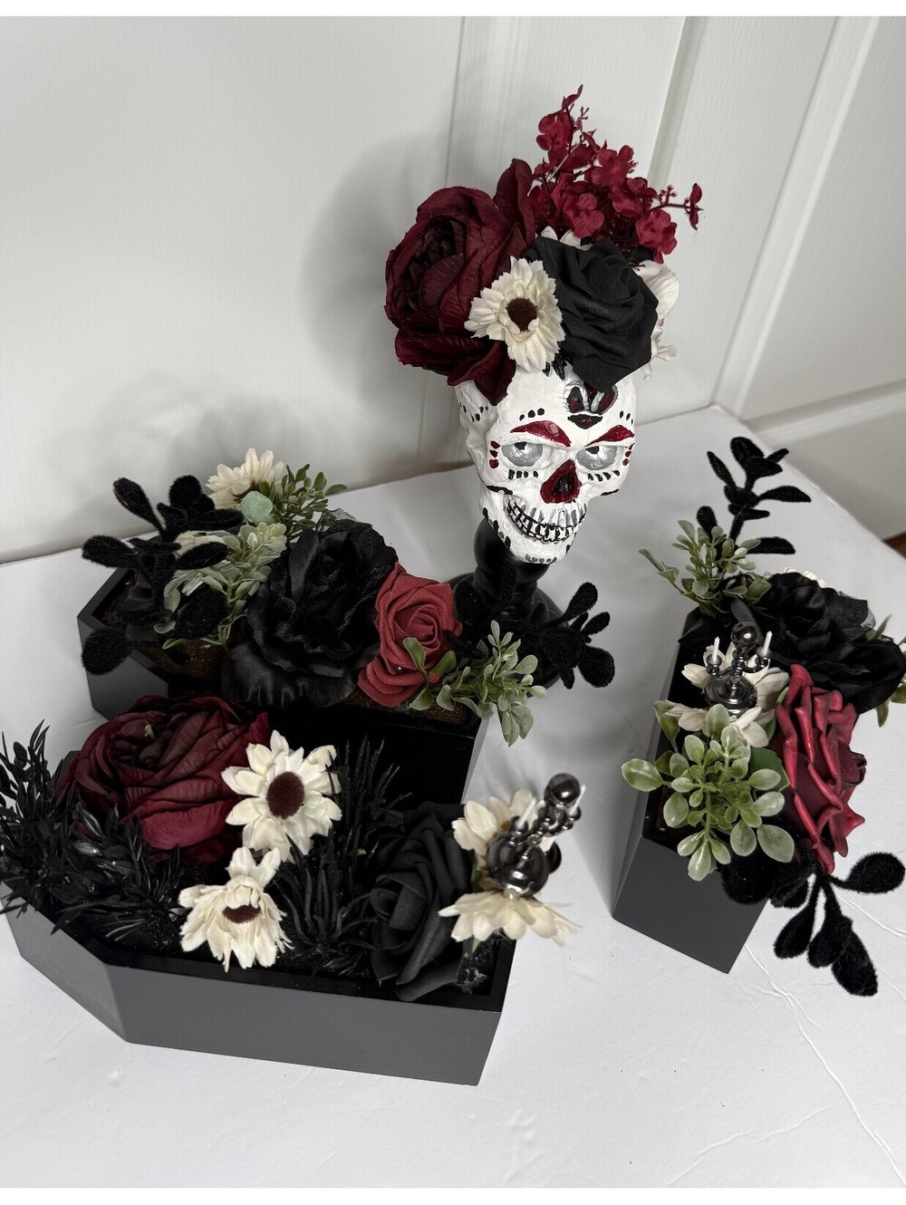 4 Pc Gothic Halloween Coffin Décor & Sugar Skull Floral Display Set